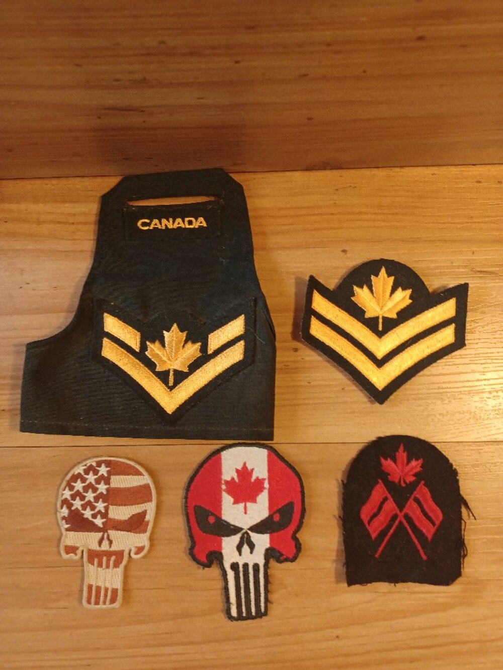 Canadian Army Armband & Patches